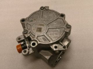 06K145100AE  AUDİ  VAKUM POMPASI A3-A4-A5-A6-GLF7-PAS-POLO-LE-OCT