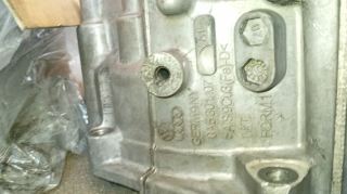 0A5301107 Volkswagen 6 vites Transporter T6 t7 T8 çıkma orijinal şanzıman ön kapağı