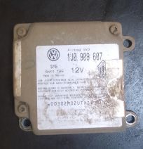 1996-2000 model Volkswagen Passat B5 1.8 adr 1J0909607 numaralı airbag beyni çıkma orijinal