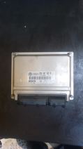 1996-2000 model Volkswagen Passat B5 1.8 manuel adr 8D0907558B numaralı motor beyni çıkma orijinal