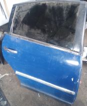 1996-2000 model Volkswagen Passat B5 sağ arka kapı çıkma orijinal