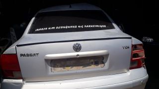 1999 model Passat B5 çıkma orijinal arka bagaj kapağı