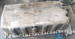2000-2001 model Volkswagen bora 1.9 tdı AGR 038103603A numaralı yağ karteli çıkma orijinal