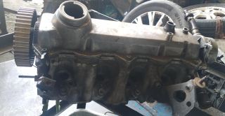 2000-2001 model Volkswagen Passat 1.9 tdı AGR 038103373E numaralı silindir kapağı çıkma orijinal