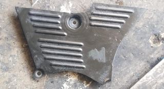 2000-2001 model Volkswagen Passat 1.9 tdı AGR triger kayış kapağı