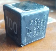 2000 model Volkswagen Bora 1.6 benzinli 100 numaralı role çıkma orijinal 7M0951255A