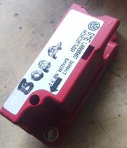 2000 model Volkswagen Bora 1.6 benzinli kırmızı tetikleyici çıkma orjinal 1j0909606D