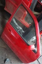 2001 Polo hatchback 1.4 benzinli sağ ön kapı çıkma orijinal