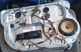 2003-2009 model arası Volkswagen Polo sol ön cam kirkosu