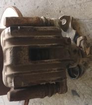 97-00 model Volkswagen Passat B5 1.8 sol arka fren merkezi çıkma orijinal