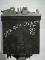 Audi 80 B4 2.0 motor çıkma orijinal motor kontrol ünite beyini ECU 037 906 022 EE * 037906022EE 