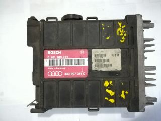 Audi 80 B4 kasa 2.0 motor çıkma orijinal motor kontrol ünitesi ECU 0 261 200 273 - 0261200273 / 443907311C * 443 907 311 C 