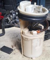 Seat Leon çıkma orjinal benzin Samandırası 1J0919051H