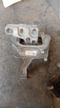 Skoda Octavia motor takozuSkoda Octavia motor takozu