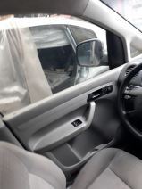Volkswagen 2006 Caddy sol ön kapı döşemesi