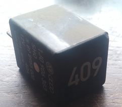 Volkswagen Bora 1.6 benzinli 409 numaralı role çıkma orijinal 1J0906383