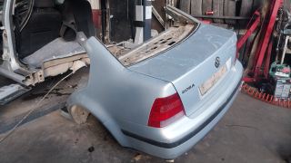 Volkswagen Bora çıkma yarım arka kesme yarım arka