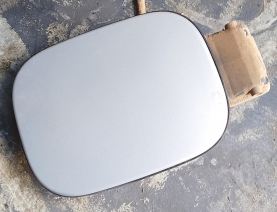 Volkswagen Bora depo kapağı çıkma yedek