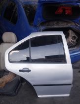 Volkswagen Bora sağ arka gümüş gri kapı