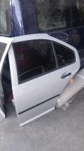 volkswagen Bora sol arka gümüş gri renk çıkma orijinal kapı