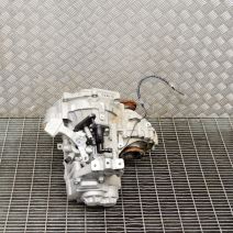 Volkswagen Caddy 6 vitesli KWB 1.4 tsı çıkma manuel şanzıman ve parçaları