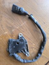 Volkswagen Passat 2001 - 2005 model b5,5 1.9 TDi otomatik şanzıman vites şalteri 01v919821b