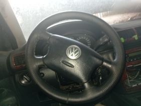Volkswagen Passat B5 2000 model çıkma orijinal direksiyon