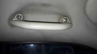 Volkswagen T6 Caravelle çıkma orijinal sol ön tutacak