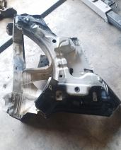 Volkswagen Transporter T5 T6 T7 T8 çıkma orjinal sağ ön şase