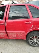 vw polo calsssıc 1999 model ufak hasarlı kırmızı renk çıkma orijinal sol arka kapı