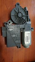 vw transporter t5 çıkma cam motoru 6y2959801 , 6y2 959 801 